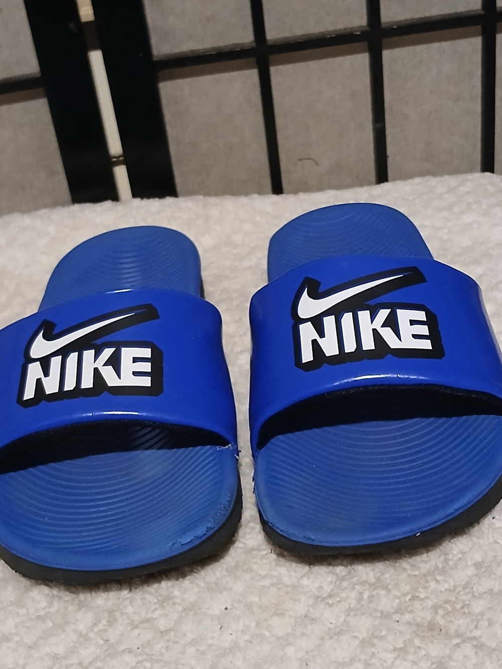 NIKE Kids' Blue Logo Slide Sandals